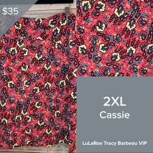 NWT LuLaRoe 2XL Cassie skirt